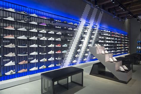 adidas schuhe amsterdam|Adidas Amsterdam winkel.